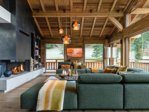Chamonix-Mont-Blanc Ski Chalet | Chalet neuf avec spa et salle de sport à Argentière - FR-1-343-264
