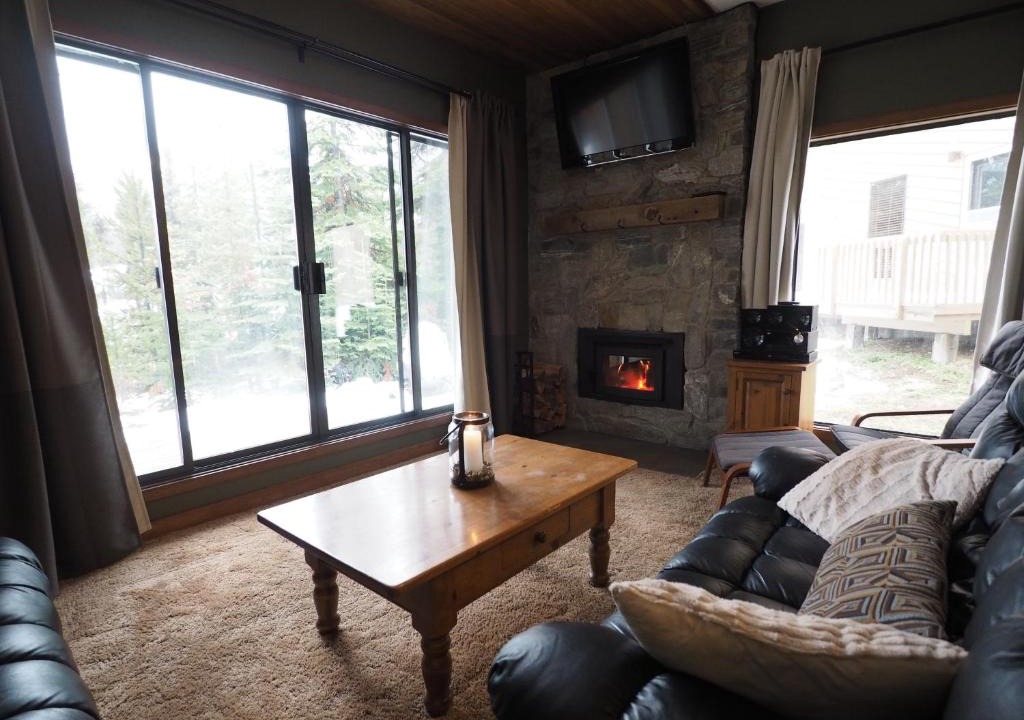 Apex Mountain House | Fern Haven Townhouse near Ski in Out