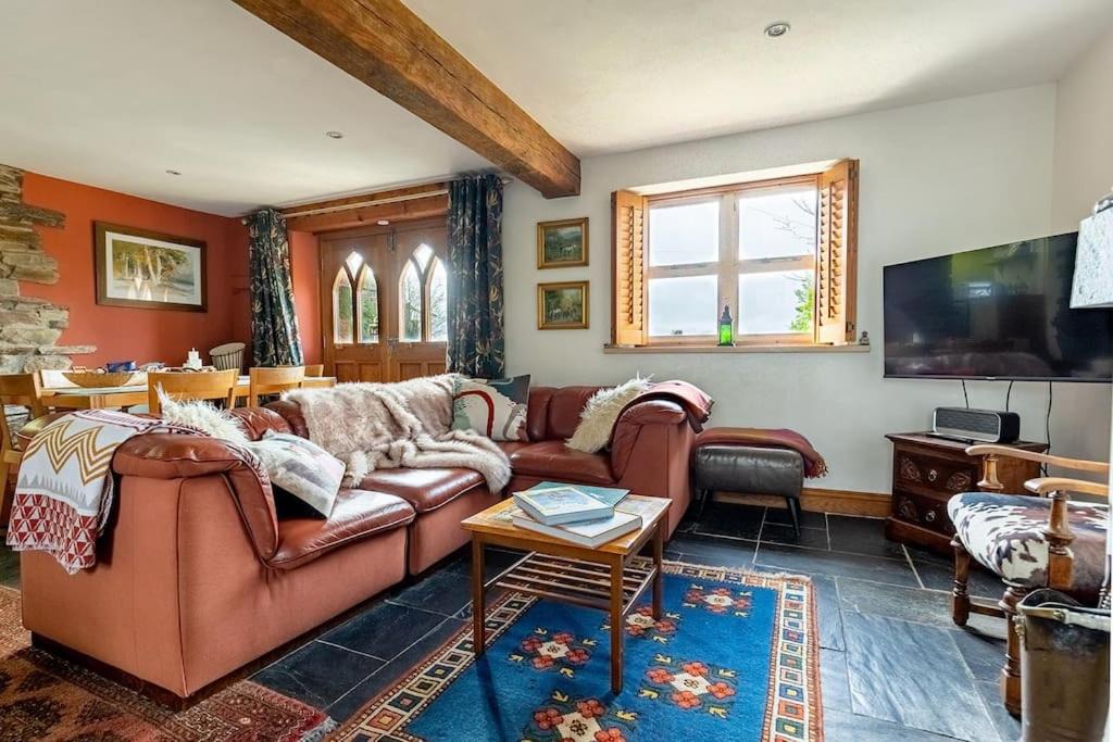 Lamplugh House | HIGH TREES BYRE - Two bed Cottage with Log Burner & Incredible Views