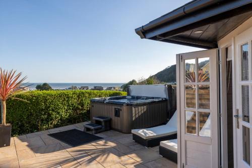 Pendine Villa | Pendine Sands Edith Villas - a luxury seaside home with beautiful sea views