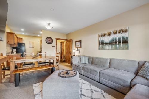 Whitefish House | Pines Unit 240