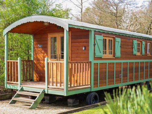 Clayton House | Romani Caravan 3