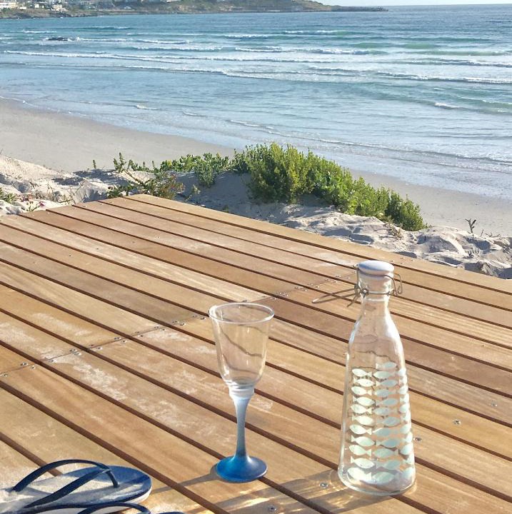 Yzerfontein House | Rooisee