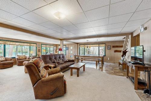 Eagle River House | Roost Manor