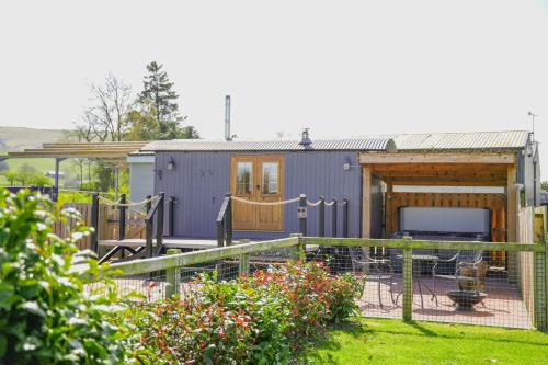 St Harmon House | Rose