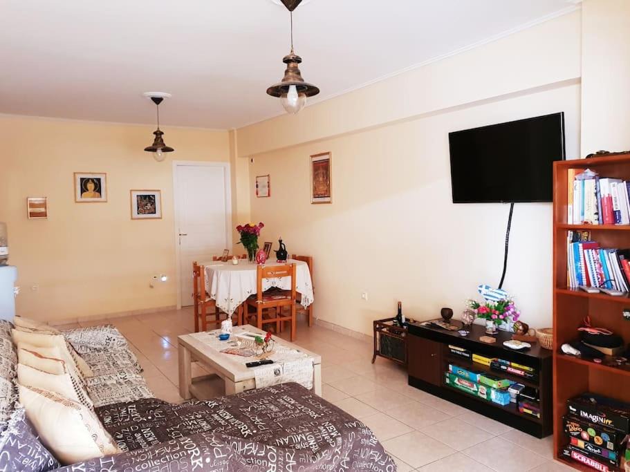 Kallithea Apartment | Welcome World