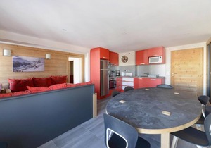 3rd floor, balcony, tv, ski locker, 72m², Montchavin La Plagne