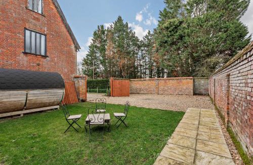 Hethel House | 2 Bed Barn conversion