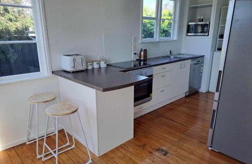 Richmond House | 3bdrm plus Sleepot Home,