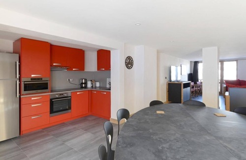 Bellentre Apartment | 3rd floor, view mountain, balcony, tv, ski locker, 124m², Montchavin La Plagne