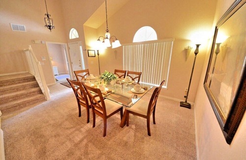 Silver Creek Villa | 5 bedroom accommodation in Clermont