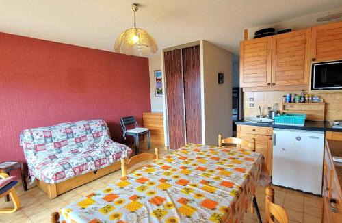 Saint-Michel-de-Chaillol Apartment | Appartement cosy 5 pers, terrasse sud, parking, proche station, animaux acceptés - FR-1-393-127