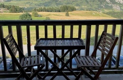 Saint-Etienne-en-Devoluy Apartment | Appartement 8 pers, casier à skis et balcon - FR-1-504-441