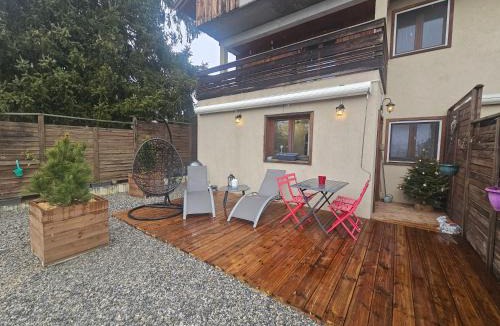 Aigueblanche Apartment | Appartement avec terrasse et parking Privé