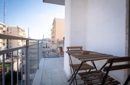 Bari City Centre House | CconfortHotels Semplici Emozioni