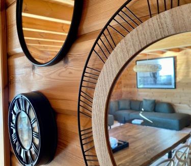 Marigny House | Chalet des Lacs