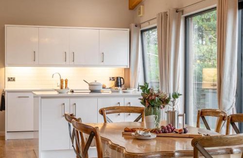 Richmond House | Charlie