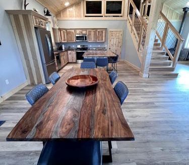 Madison County House | Charming Cabin with Panoramic Mountain Views near Pony in the Tobacco Root Foothills, Montana