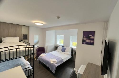 Aberdare Hotel | Dare Valley Accommodation and Campsite