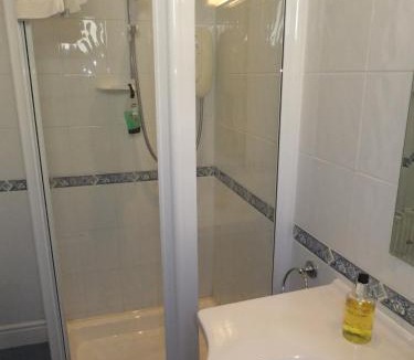 Upper Town Bed & Breakfast | Elgin Villa