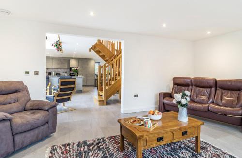 Ely House | Fenside Way
