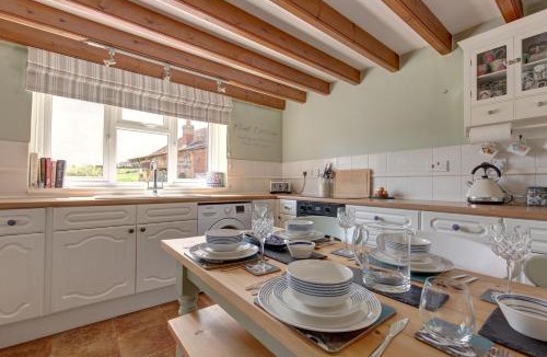 Stiffkey House | Flint Cottage