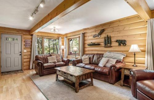 Eagle River House | Ishkode Chalet
