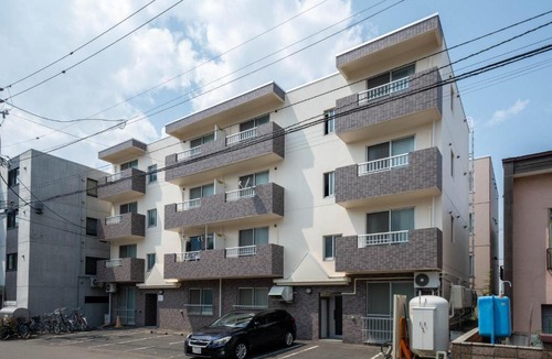 Higashi Apartment | Labradorite