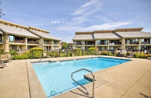 Sandpoint House | Lake Pend Oreille Condo w/Porch & Mountain View!