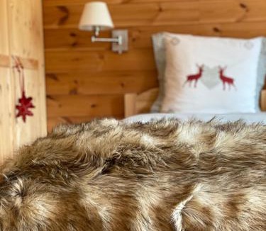 Crots Apartment | Le Cerf de la Lune