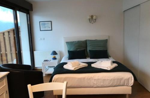 Duingt Apartment | Le Studio Rivage - Surplombant le lac