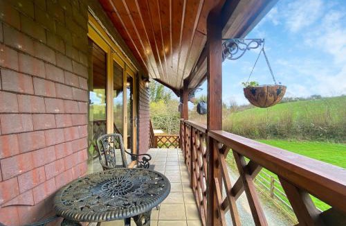 Camerton House | Maple - Uk46284