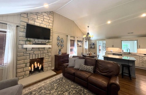 Pigeon Forge House | Mill Stream Cottage
