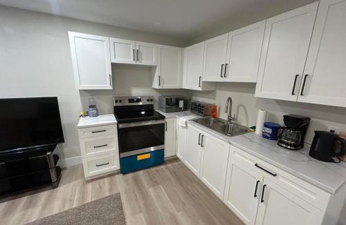 Moncton Apartment | Modern Private Suite
