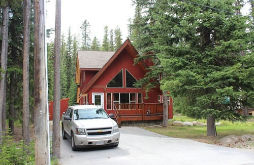Apex Mountain House | Murphy's Cabin Retreat @ Apex Penticton