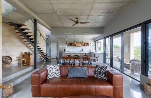 Dawesville House | Oceanic I Private Properties