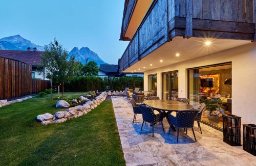Garmisch-Partenkirchen Apartment | Private Spa & Garden Alpi mit Sauna und Whirlpool