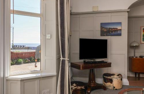 Bridlington House | Sandy Shore