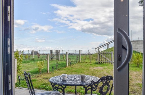 Sandown Apartment | Seascape