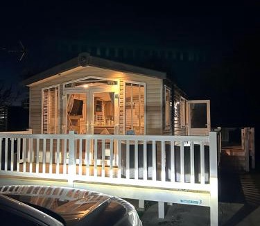 Prestatyn Other | Silver caravan presthaven sands