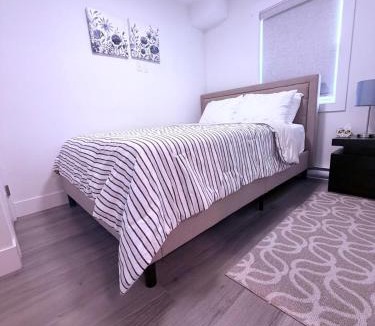 Fairview Apartment | Stay with Silvia