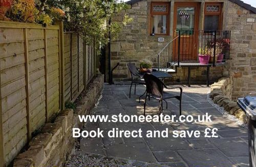 Marsden Ski Chalet | Stone Eater