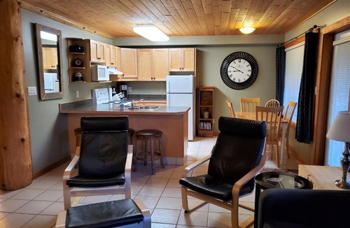 Apex Mountain Apartment | Summit Sunshine Retreat condo