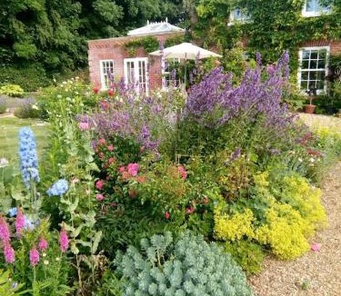 Great Ryburgh Bed & Breakfast | The Dower House