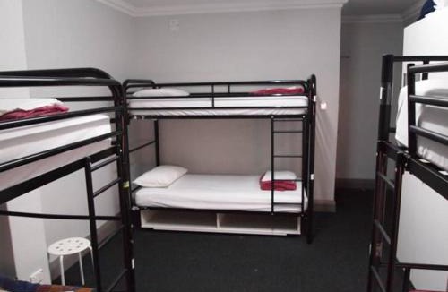 Perth Hostel | The Emperors Crown Hostel