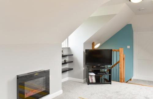 Pulham House | The Loft