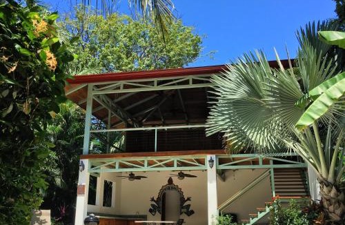 Playa Guiones Cabin | Villa Tortuga