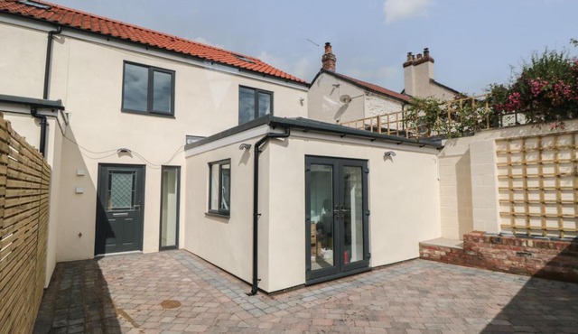 2 Staveley Cottages
