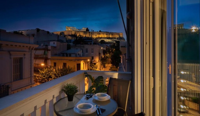 Acropolis apartment with a unique view 2