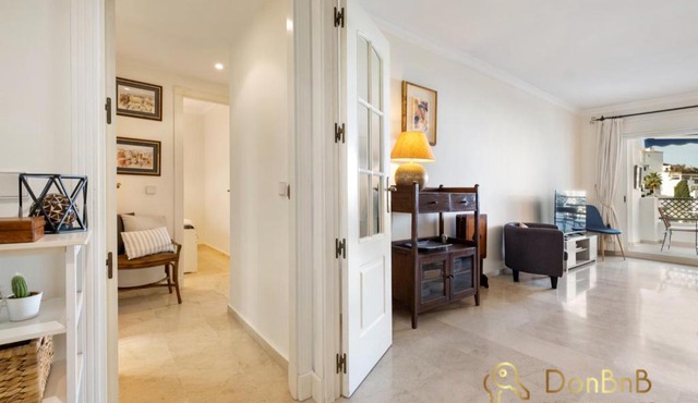Apartamento en el centro de puerto banus, marbella